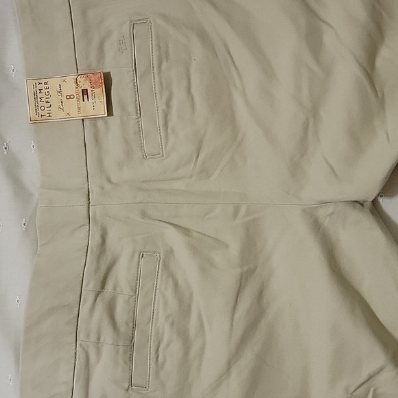 Women's Tommy Hilfiger Low Rise Cropped Pants, Khaki, Size 8, NWT - Picture 7 of 10